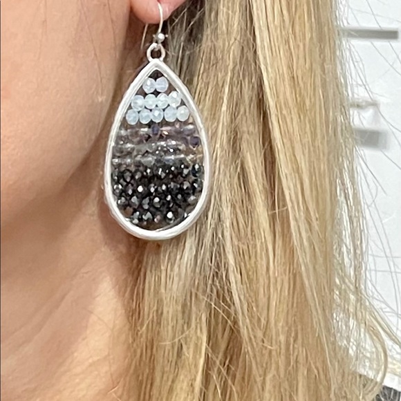 Pair of 3 hanging earrings - Picture 2 of 4